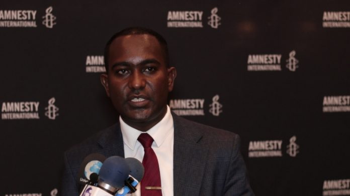 Speaking at the launch of the report in Nairobi, the Secretary General of the Somali Journalists Syndicate (SJS), Abdalle Ahmed Mumin commended Amnesty International for the report which was “timely”. Photo credit/SJS.