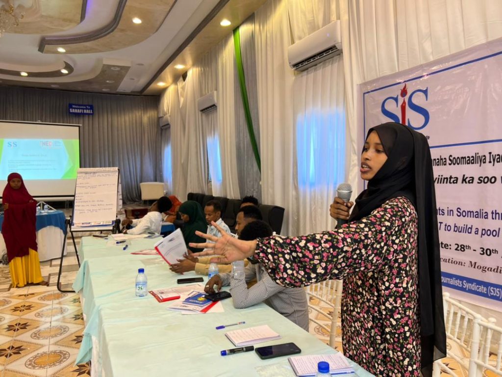 Participant, Kiin Hasan Fakat speaks during the three-day training on human rights journalism in Mogadishu. | PHOTO /SJS.