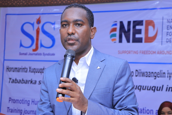 SJS Secretary-General, Abdalle Ahmed Mumin speaks during the conclusion of a three-day human rights journalism training in Garowe on 21 September, 2022 | PHOTO/SJS.