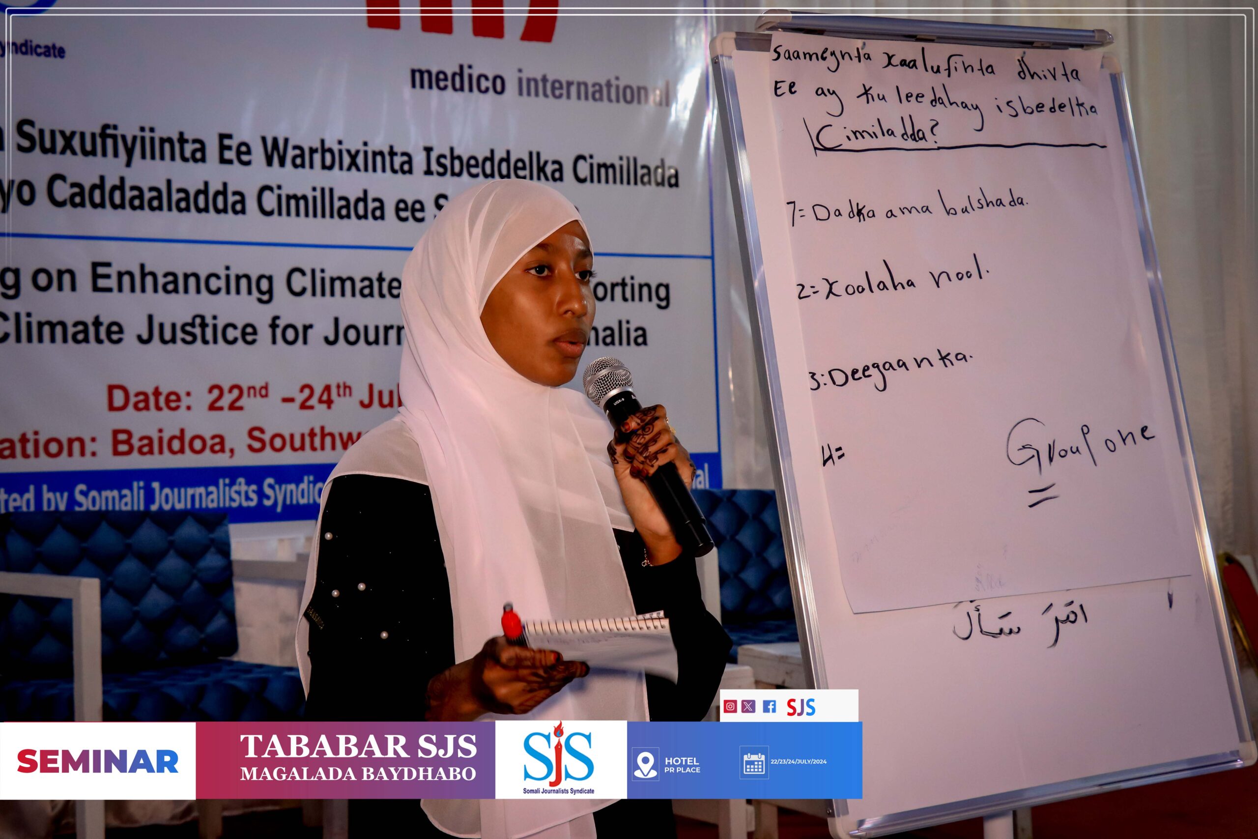 Journalist Nurto Hussein from Radio Warsan makes a presentation during the three-day journalists training on climate change and climate justice in Baidoa from 22-24 July, 2024. | PHOTO Credit/SJS.
