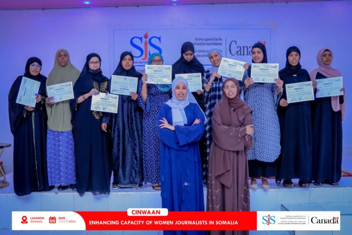 Training participants gather for a group photo alongside SJS representatives at the conclusion of a two-day training in Lasanod, held from November 10-11, 2024. | PHOTO/SJS.