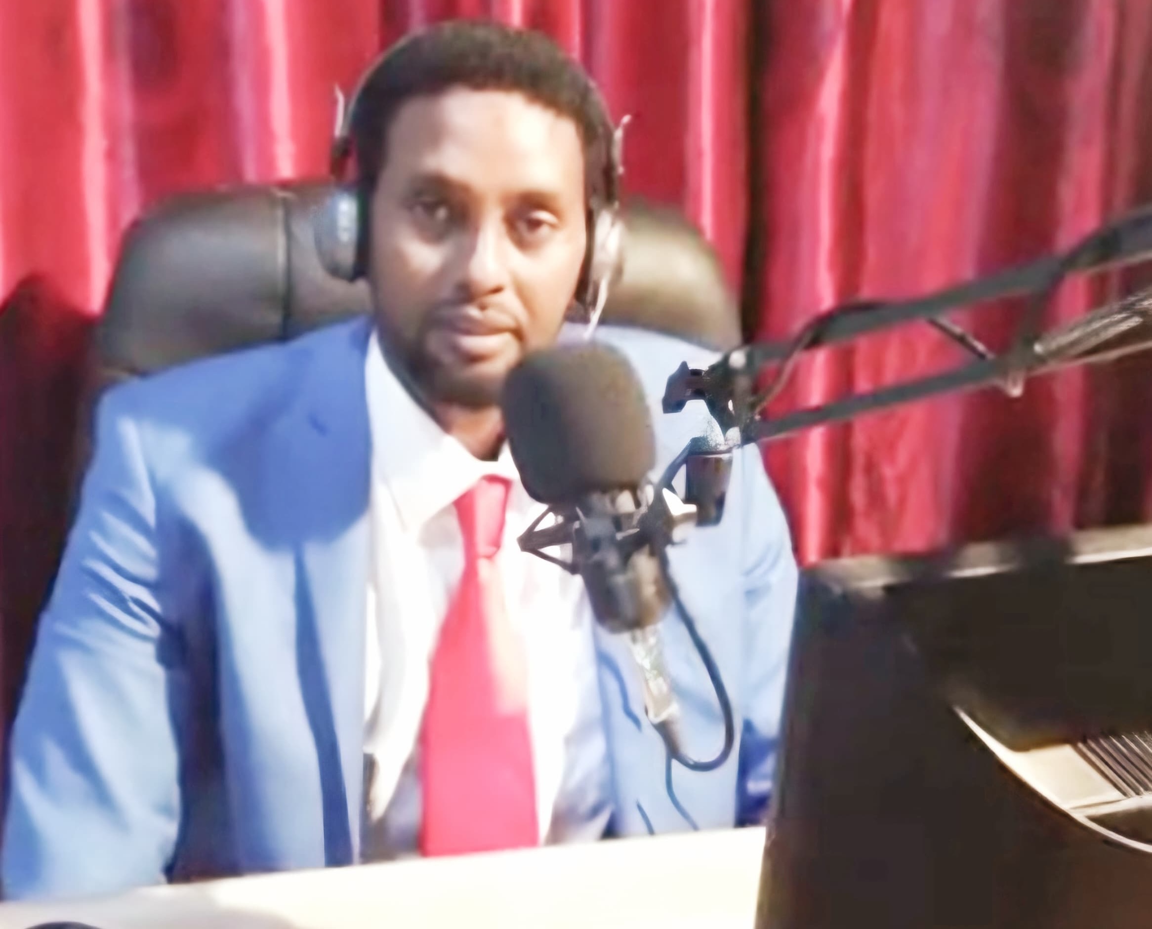Ismail Khalif Ahmed, the director and founder of Radio Wanlaweyn FM, in Wanla-Weyn town. | PHOTO/ Courtesy/SJS.